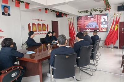 新隆基黨支部組織學(xué)習(xí)《中國共產(chǎn)黨章程》